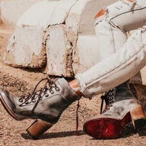 Freebird Women’s Size 7 Borow Distressed Gray Lace Up Combat Ankle Boots Heeled